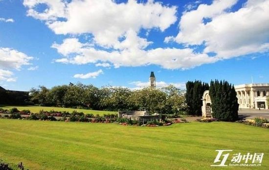 据新西兰统计局数据显示，今年6月，移民来新西兰的净人口数为2,300人，达到了四年来最高点。 ...